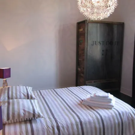 Maison Au Calme Avec Jardin Proche Centre