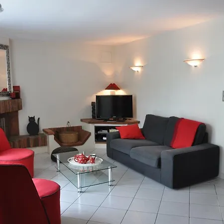 Holiday home Maison Au Calme Avec Jardin Proche Centre Toulouse